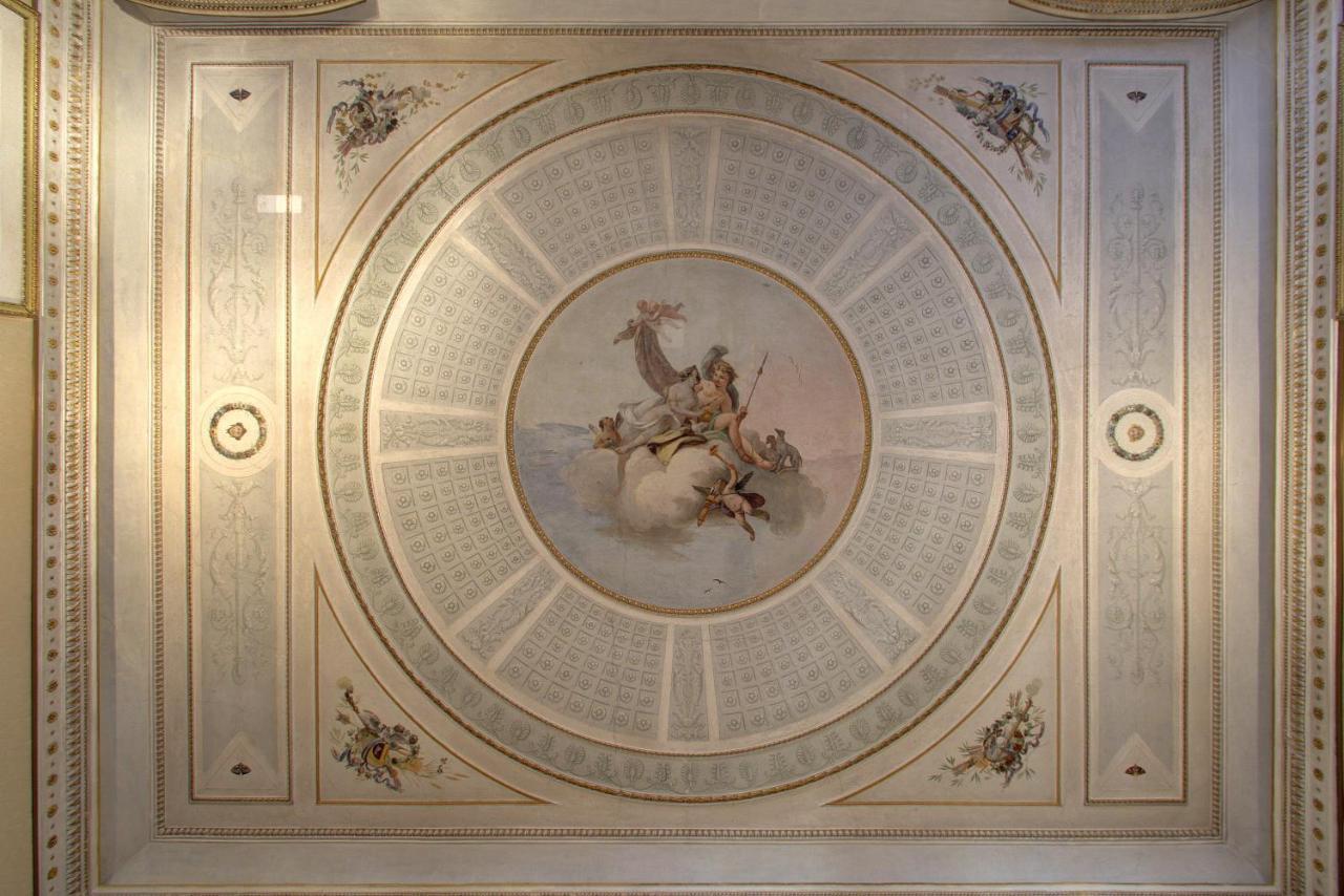 Doge Stair, Gorgeous - Bbc Venice Grand 2024 Tour Recorded Here! ภายนอก รูปภาพ